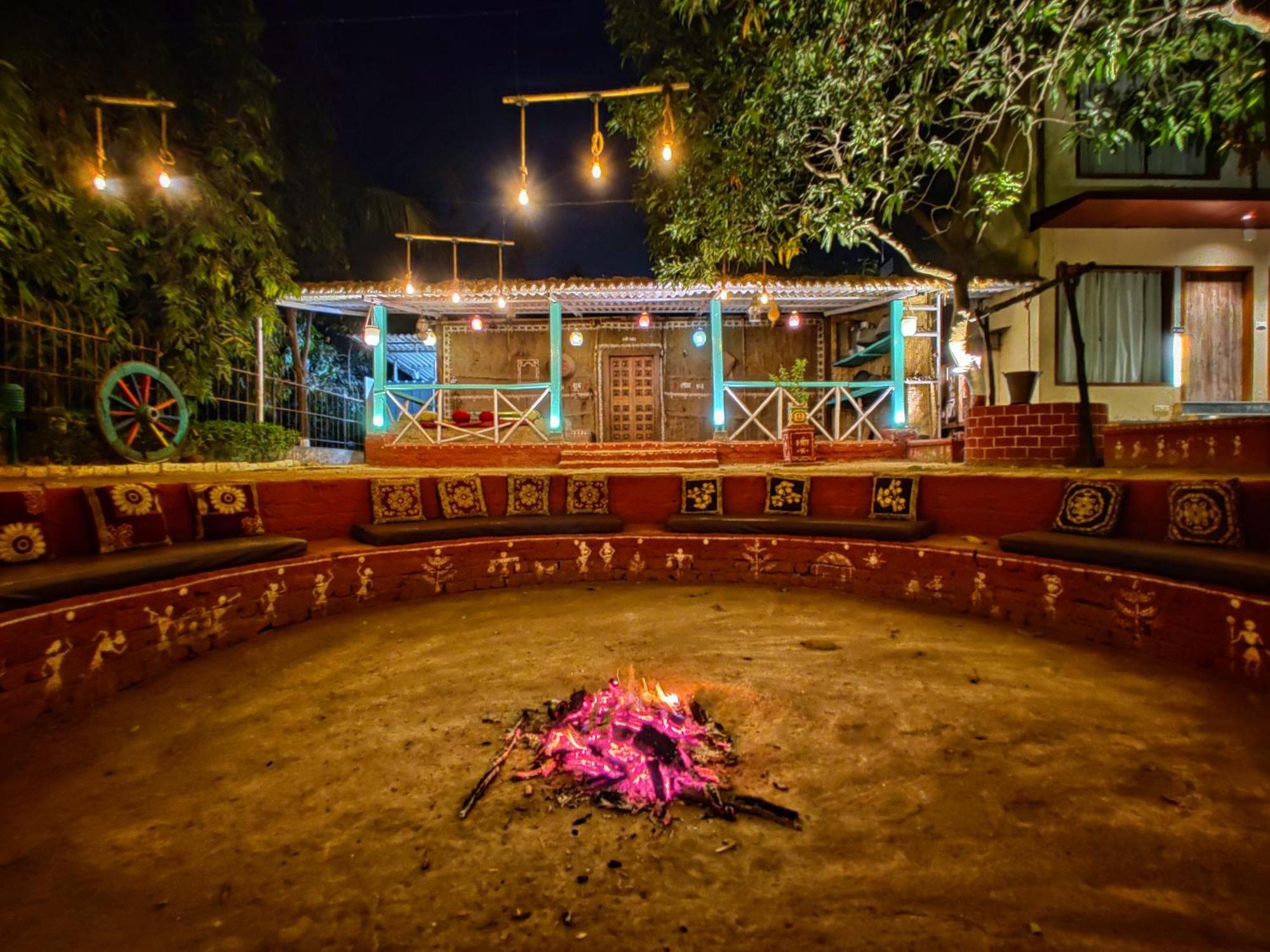 Pushp Vatika Resort & Lawns Navi Mumbai Exterior foto